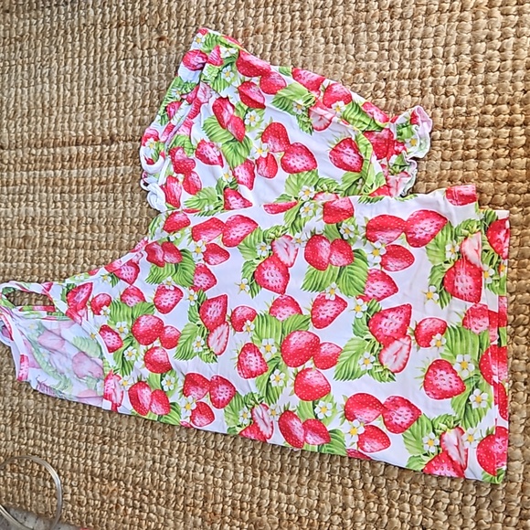 B) Posh Peanut pj's - Picture 1 of 7